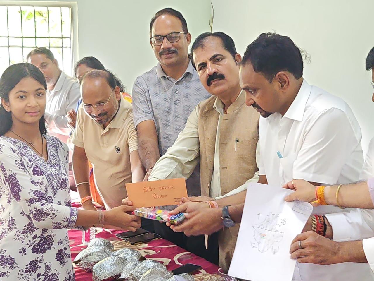 प्रेमनगर में अंतर्राष्ट्रीय योग दिवस पर भव्य योग कार्यक्रम